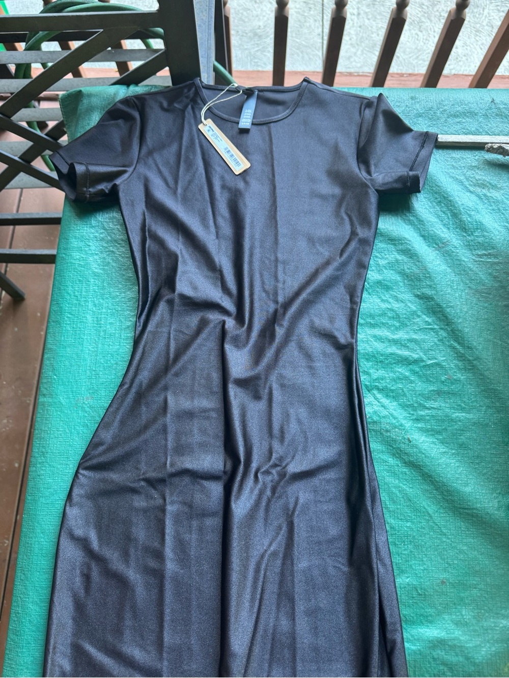 Skims Classic Black Short-Sleeve Women’s Dress